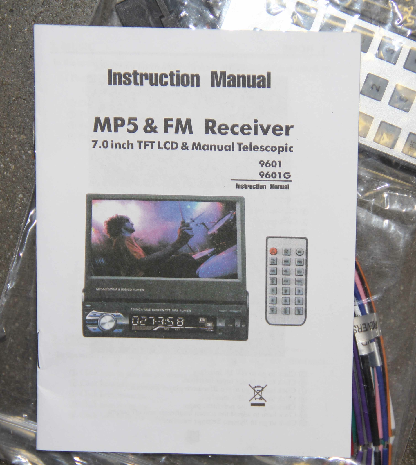 9601 7 Inch TFT LCD Car GPS Navigation FM Receiver MP5 Multimedia Player