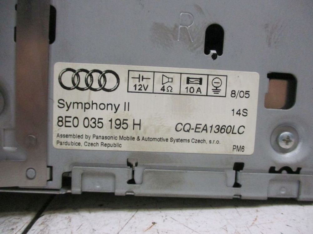 Radio/CD Changer Combination Fits For AUDI A4 (8EC, B7) 2.0 TFSI 8E0035195H
