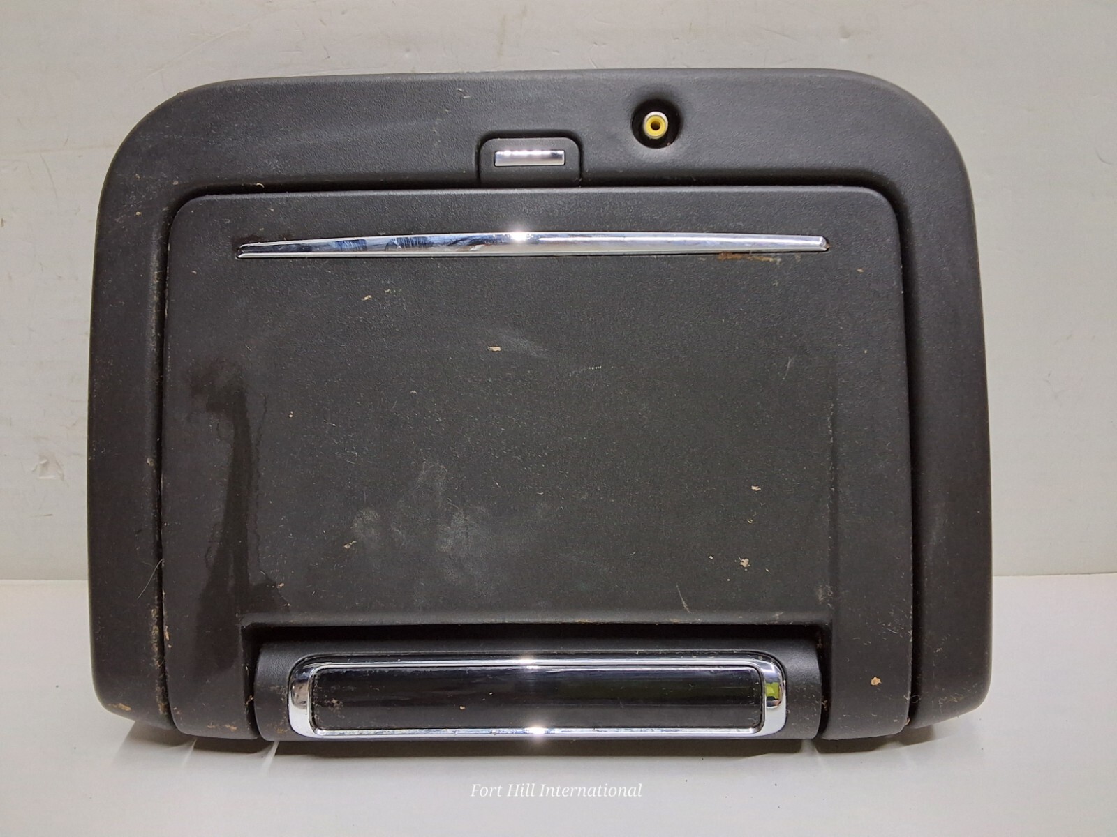 10 11 12 13 14 15 Chevrolet equinox left headrest DVD screen