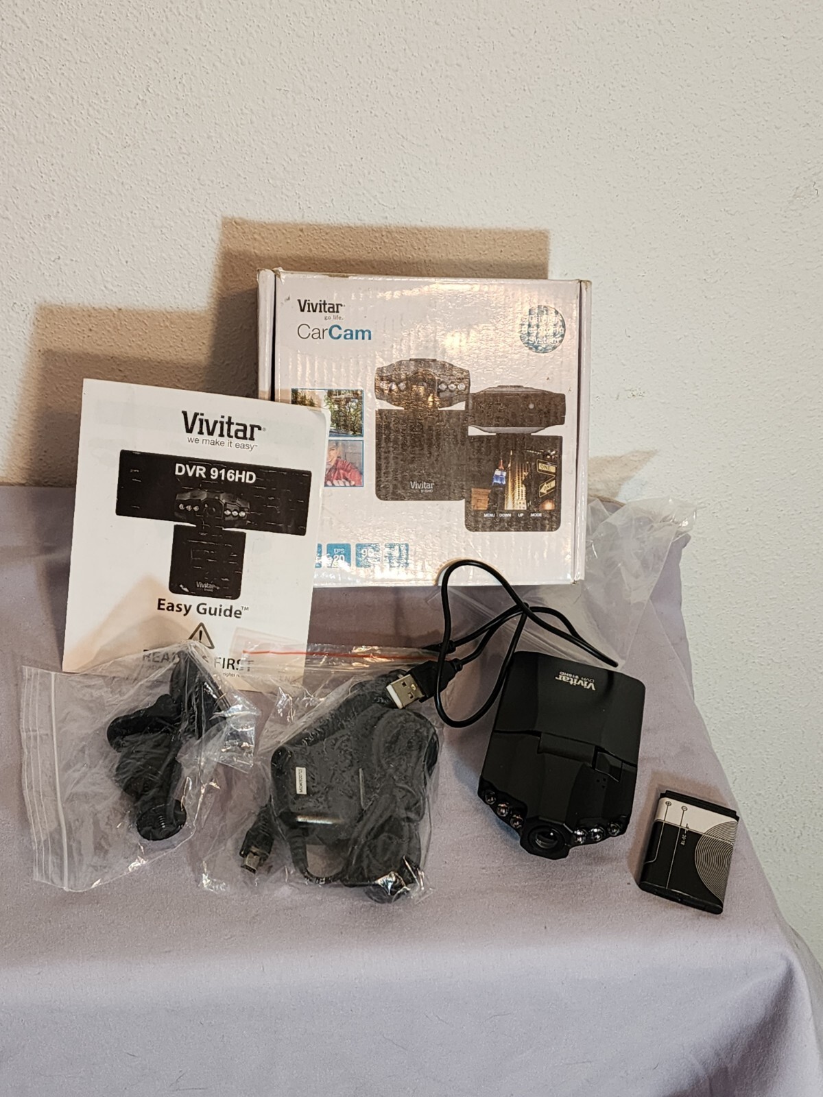 Vivitar Car Cam Driving Recording System DVR 916HD Time Rechargeable