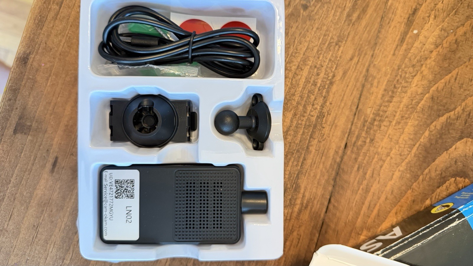 Cam-okam LN02 Dash Camera Car Video Device with Accessories and User Manual