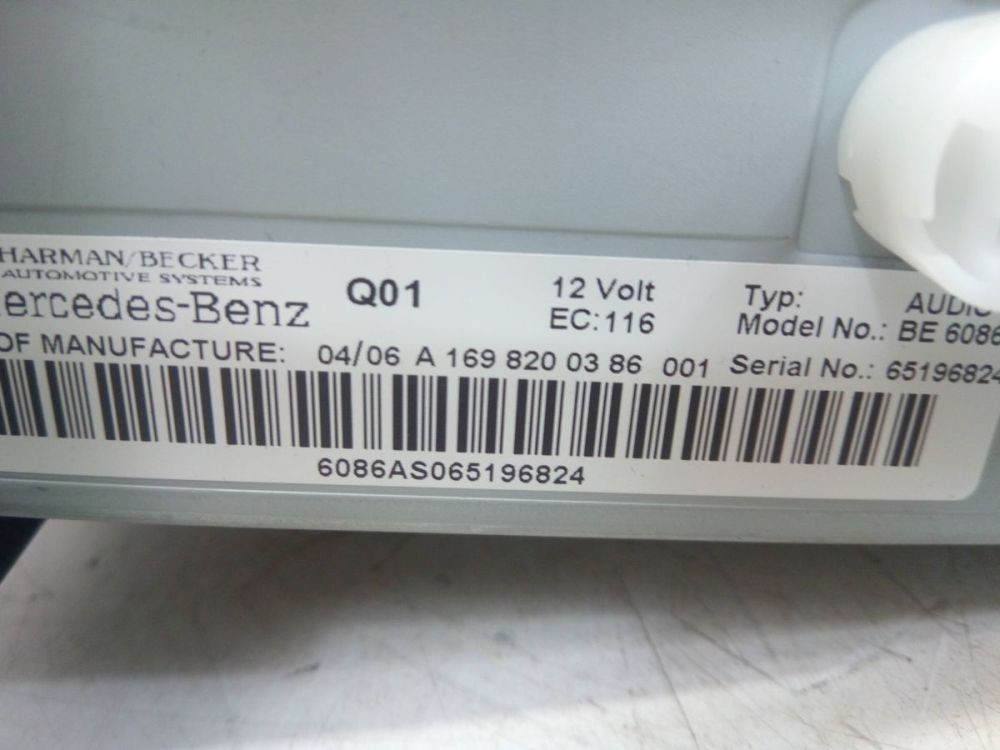 Radio/CD Changer Combination *CODE Not Available. Fits For MERCEDES-BENZ