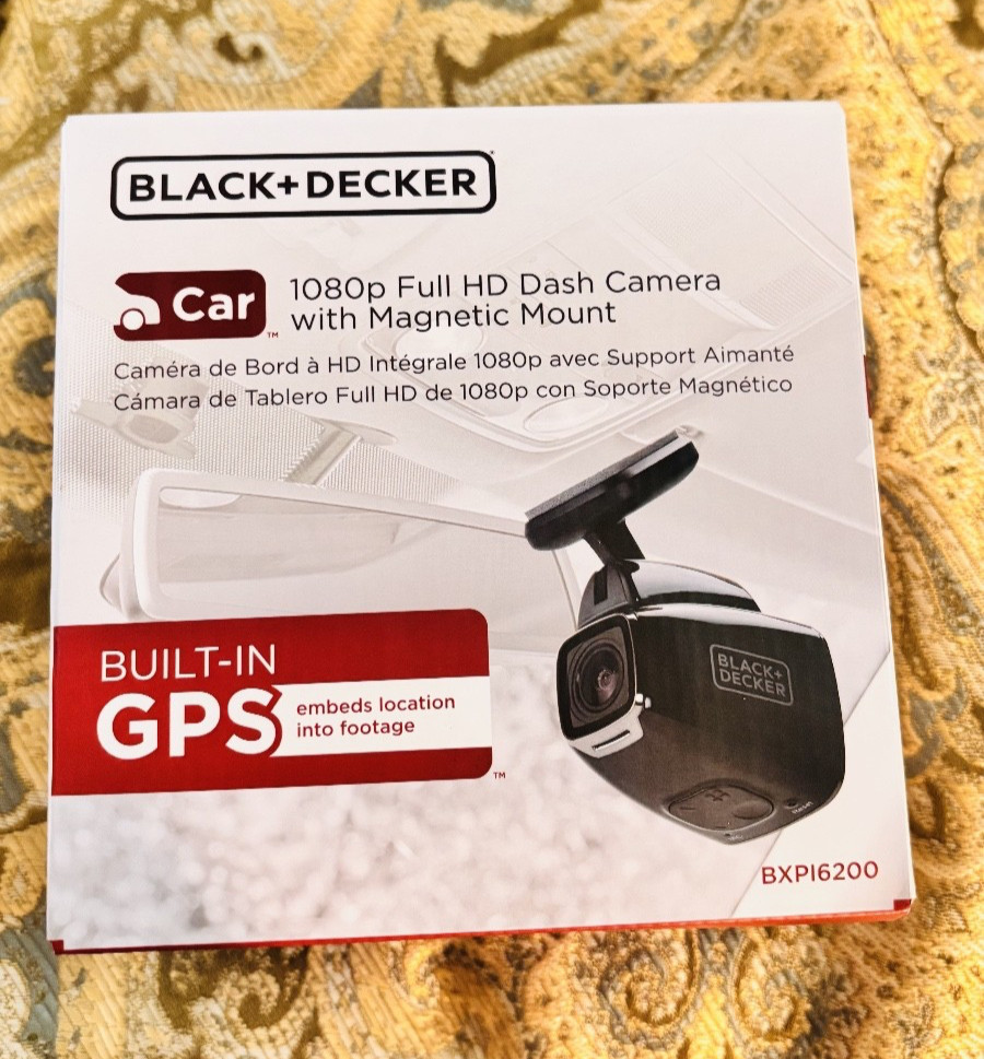 BLACK + DECKER 1080p Full HD Dash Camera W Magnetic Mount model BXP16200 GPS NEW