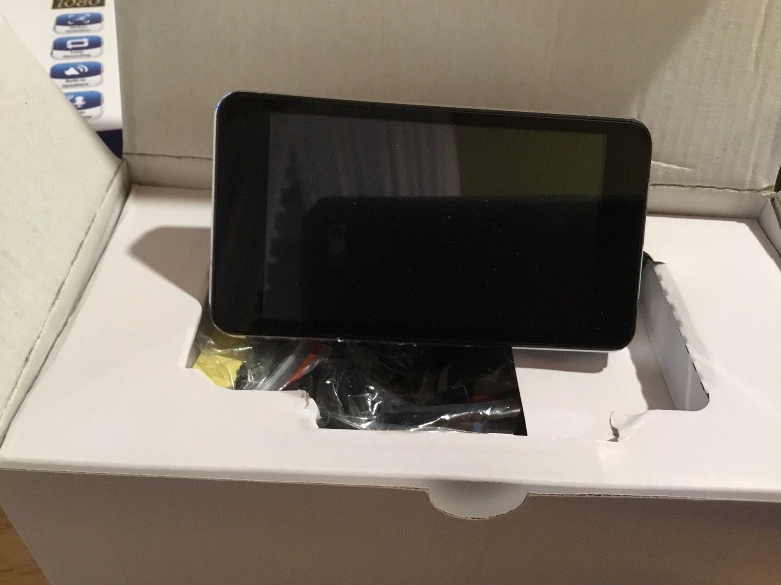 VEHICLE BLACKBOX DVR USED ONCE EVERYTHING INCLUDED EXCEPT DIRECTIONS EXTRA SIM