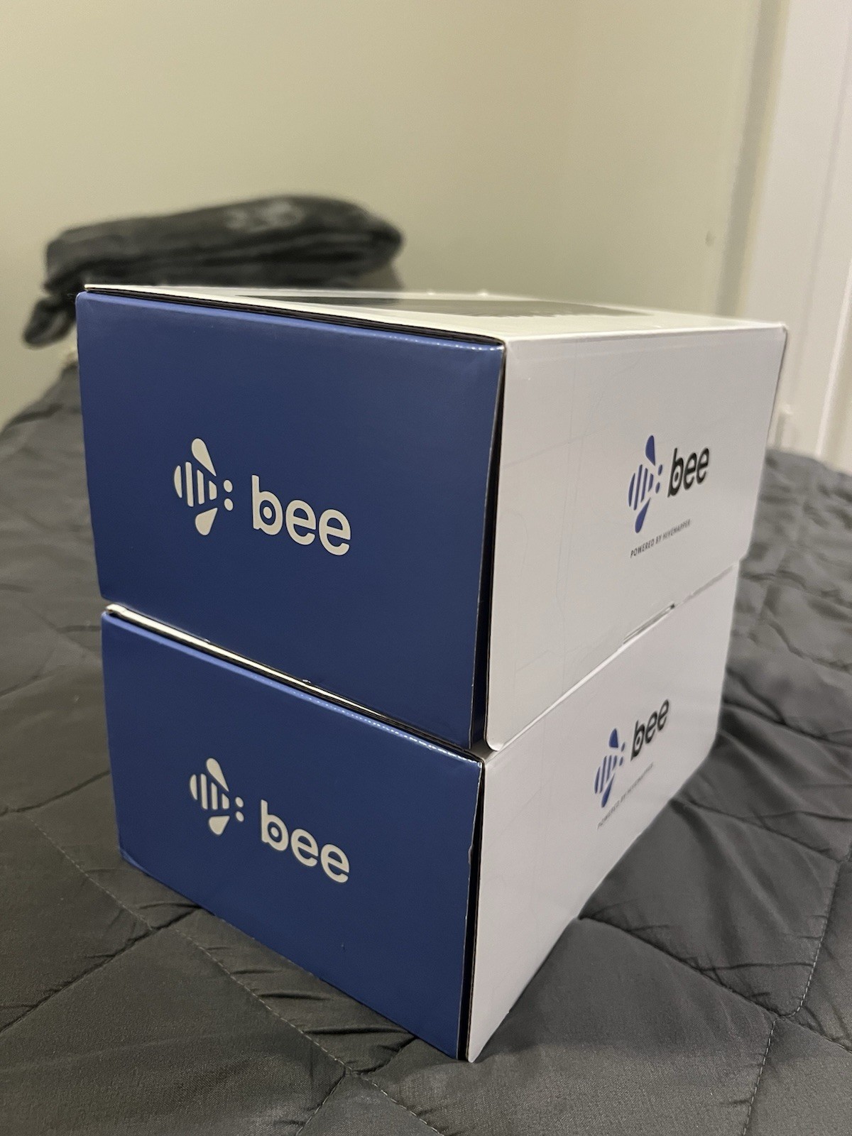 NEW-Hivemapper Bee WiFi Dashcam 4000 Honey Bonus. IN HAND-Same Day Ship!