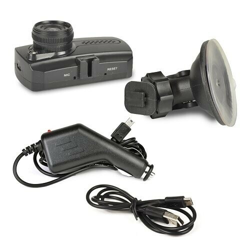 Blackweb BWB17AV003 1080p Wide Angle Video Dash Cam w/Micro USB Port 8GB microSD