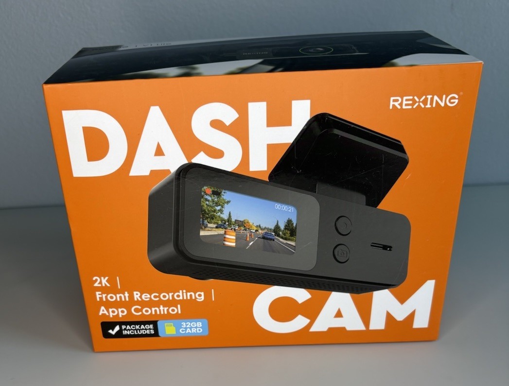 Rexing V1 Lite 2K Wi-Fi Dash Cam with USB-C Connection and 32GB microSD Card