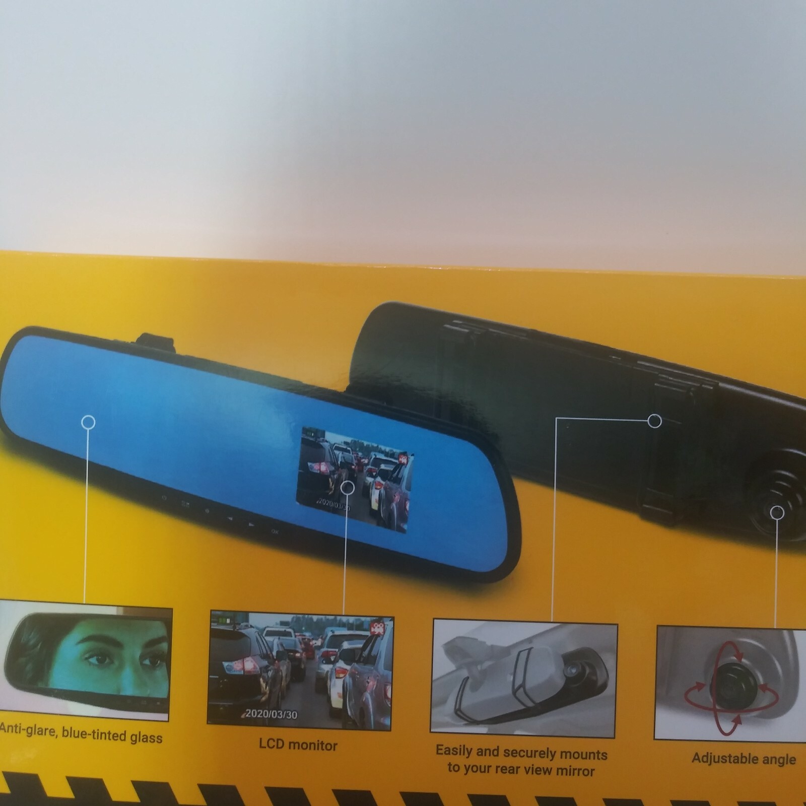 NEW Pilot Automotive 720P HD Resolution Mirror Dash Cam & 8GB SD Card Charger