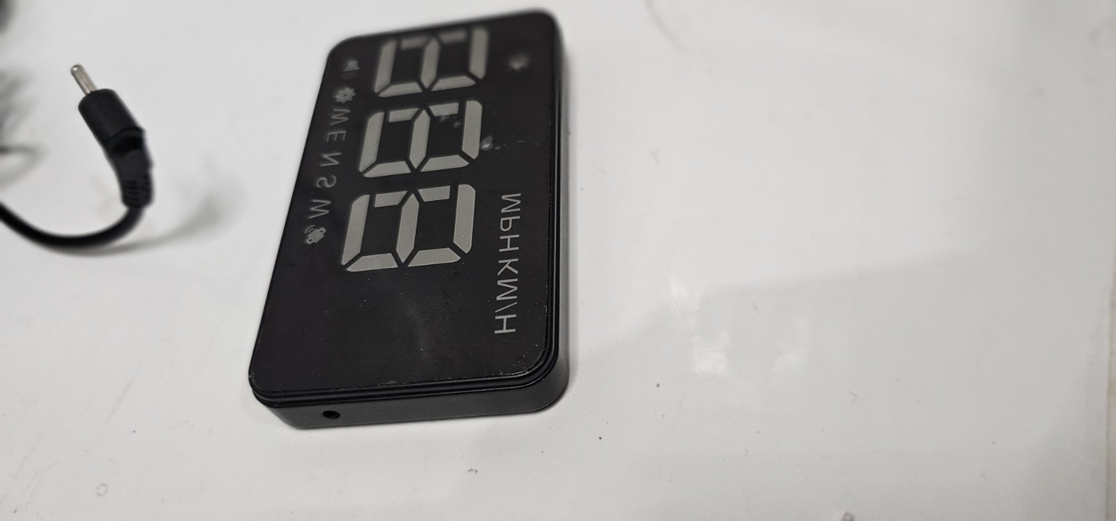 Pyle Vehicle Speed Heads Up Display With Power Adapter