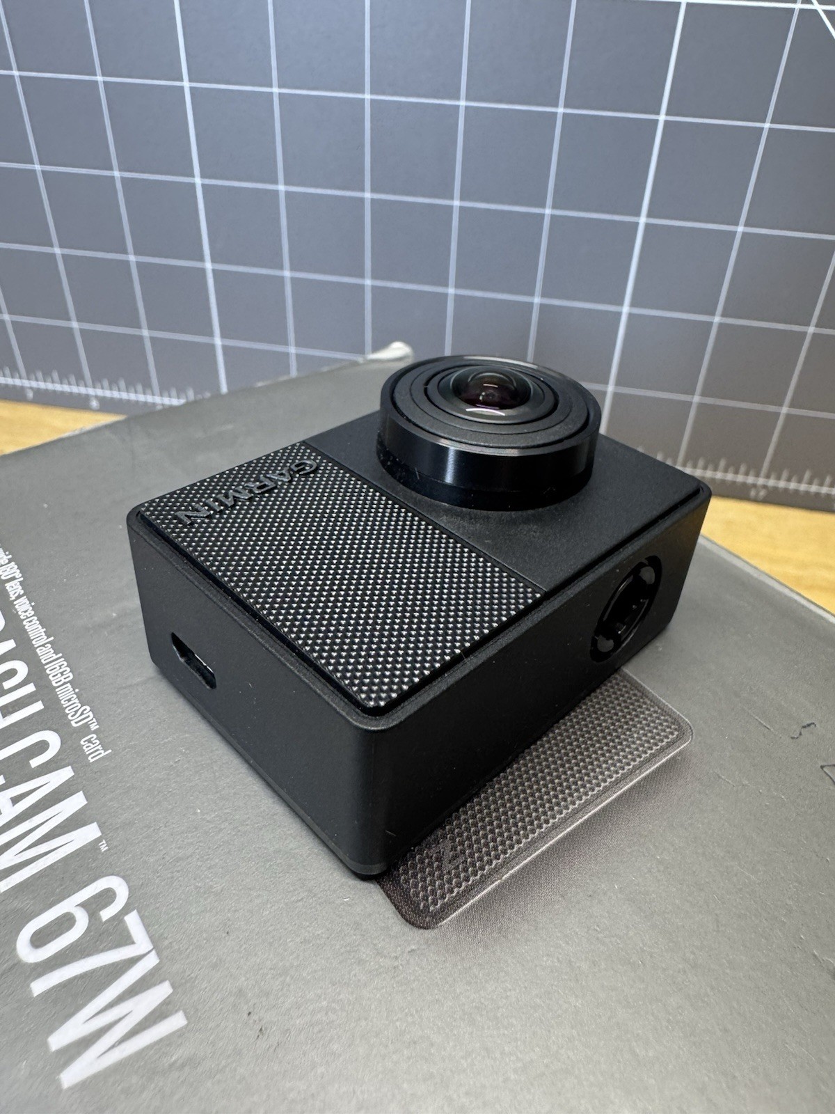 *Excellent* Garmin Dash Cam 67W Recorder – 1440p and 180 Degree Field of View