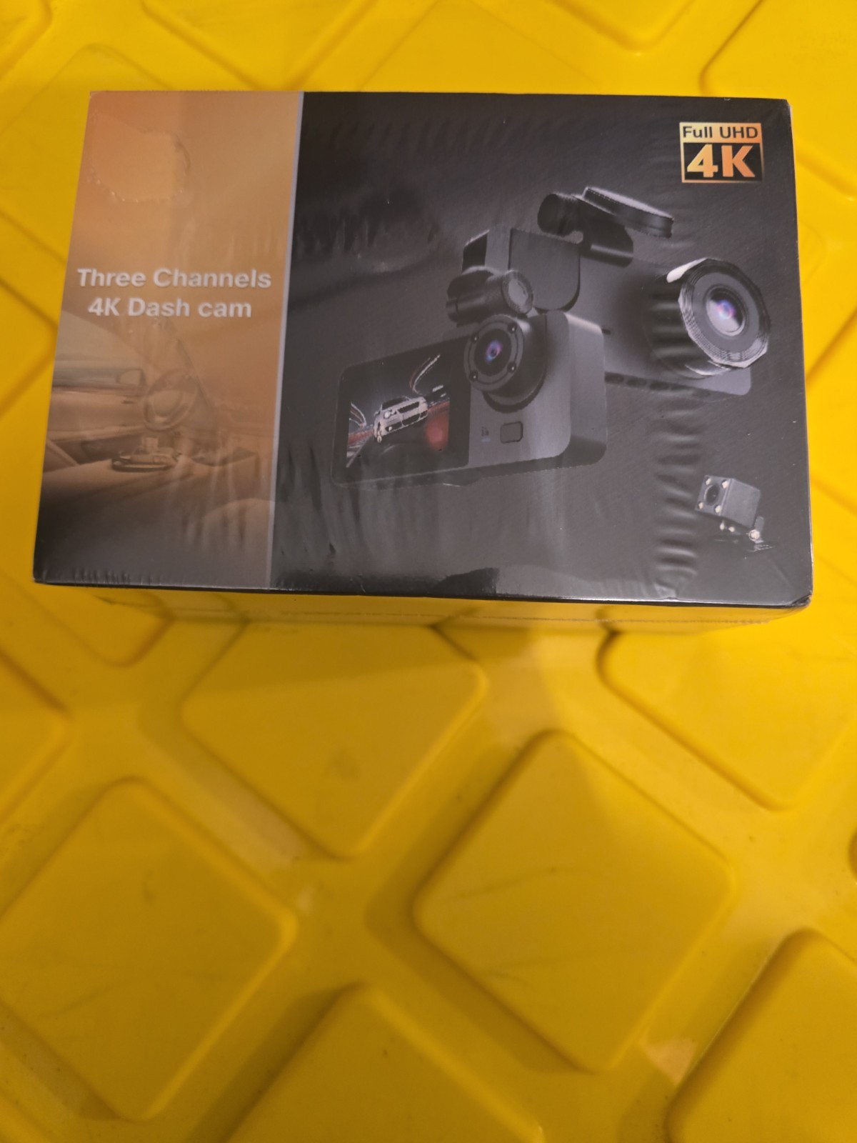 Three Channels 4K Dash Cam 8MP HD Camera Video 2.0″ Display TX1101a SEALED New