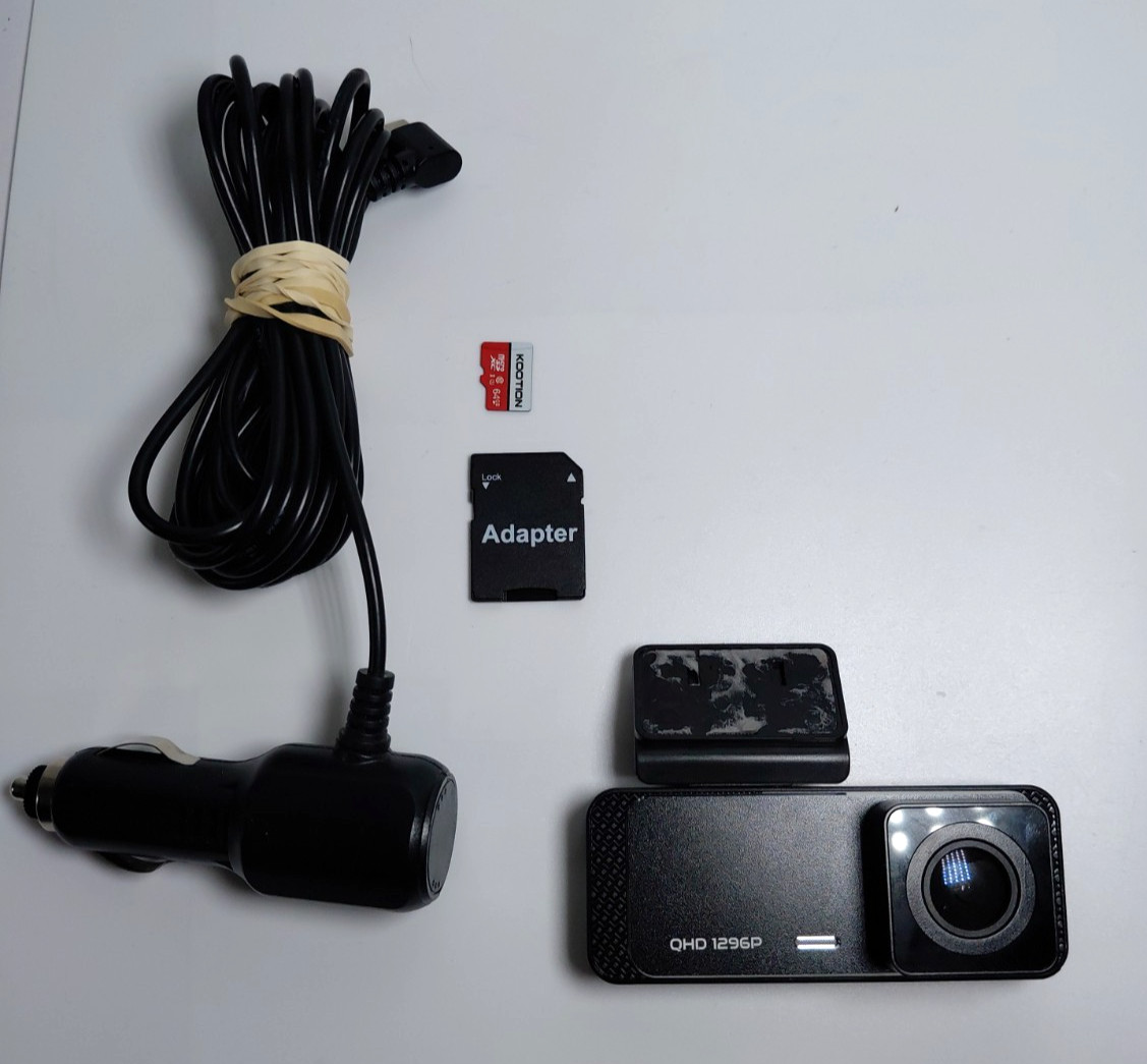 Model V300 QHD 1296P Dash Camera W/ SD Card