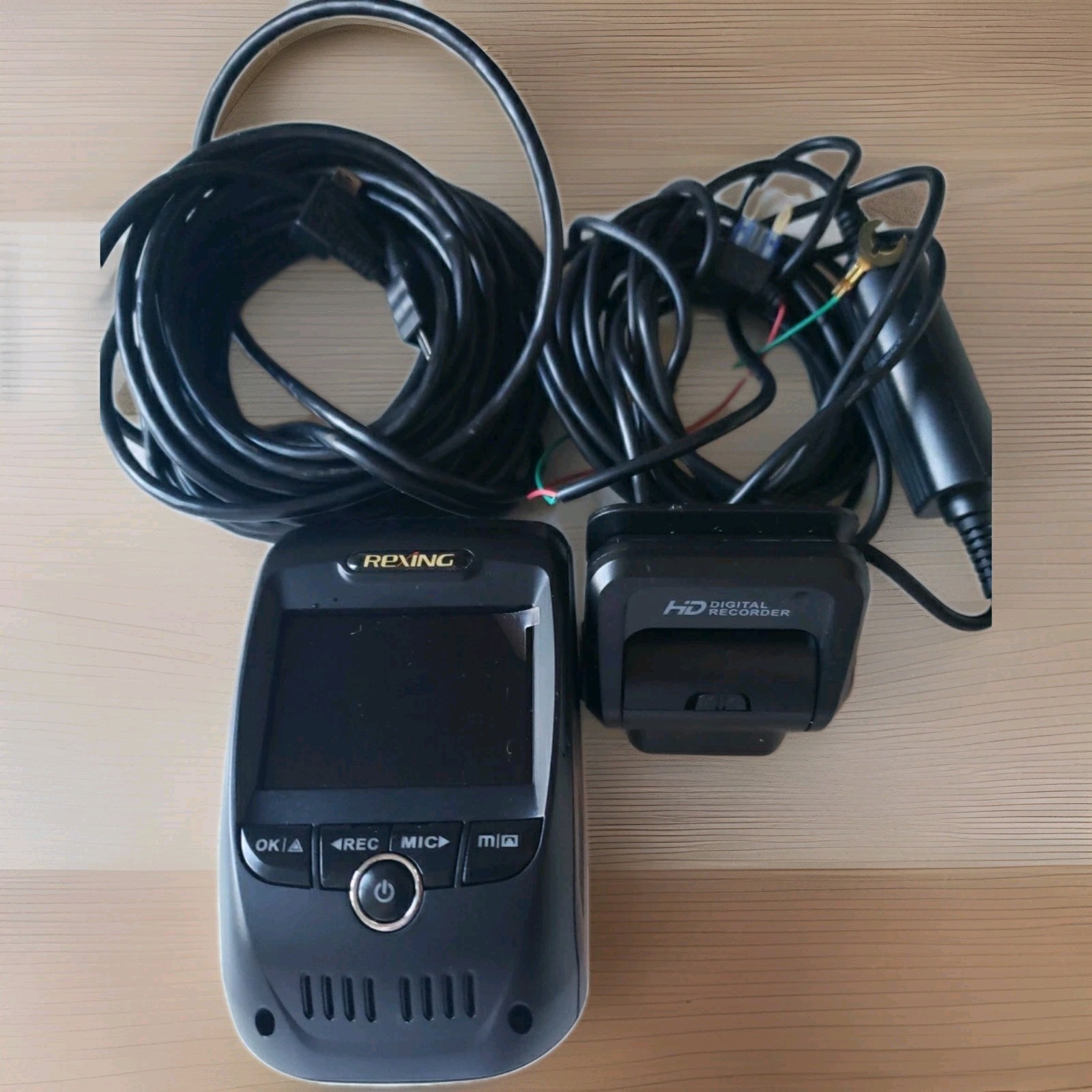 Rexing V1P 2.4 inch Auto Dash Camera