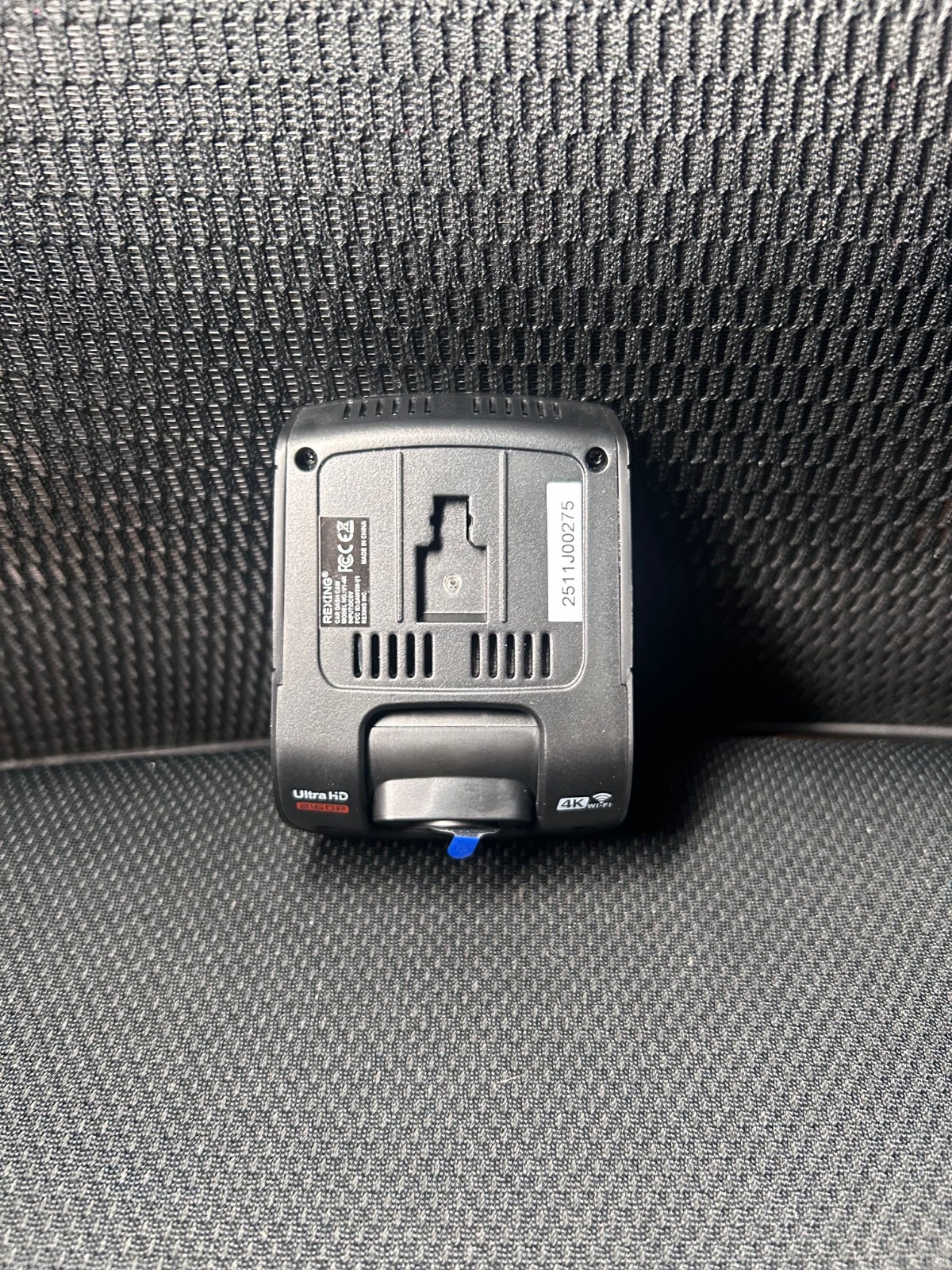REXING V1 – 4K Ultra HD Car Dash Cam 2.4″ LCD Screen, Wi-Fi, 170° Wide Angle
