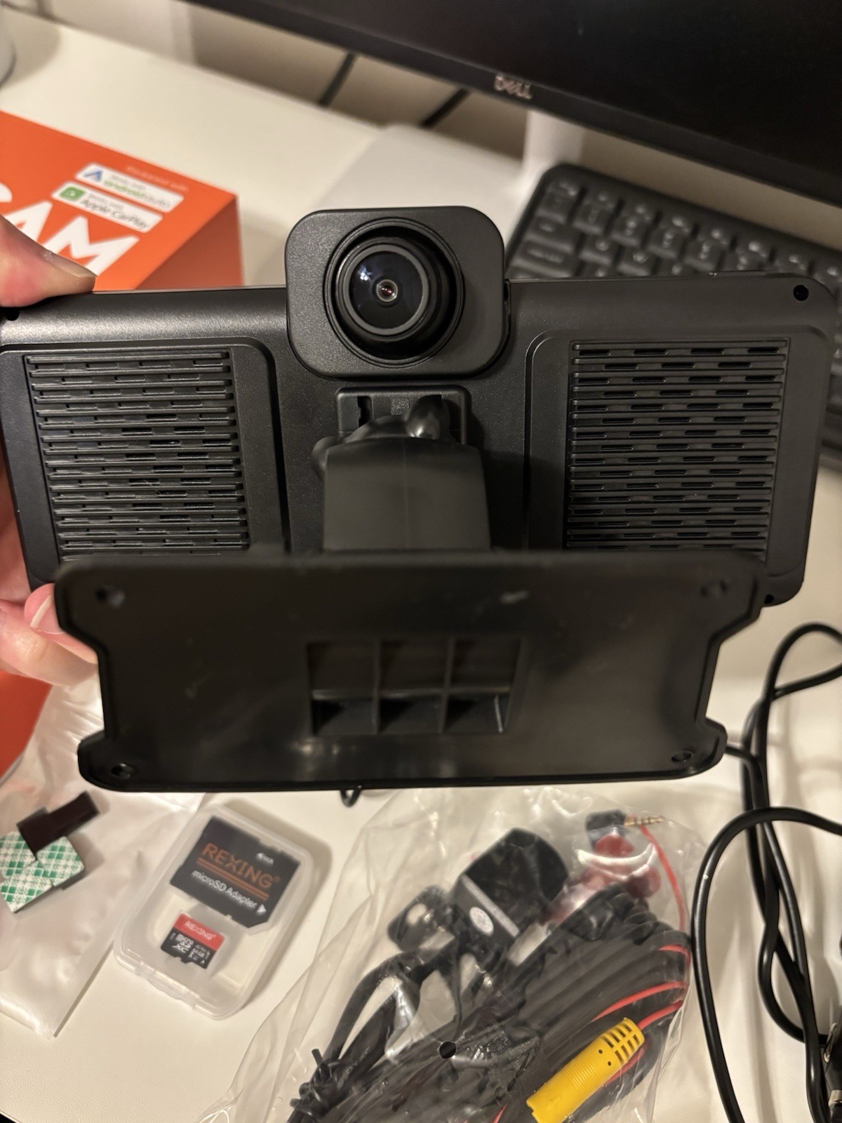 Rexing 4K Dash Cam Front and Rear with CarPlay & Android Auto -Model# CPDuo-686