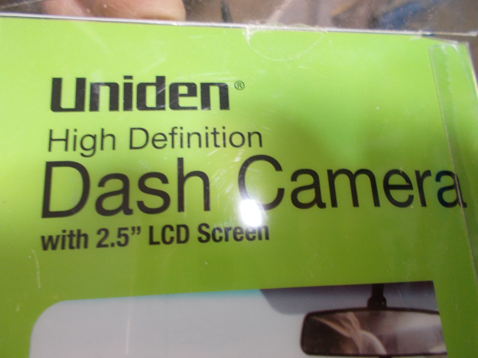 Uniden Dash Camera High Definition 2.5″ LCD Screen UN1335 with SD Card