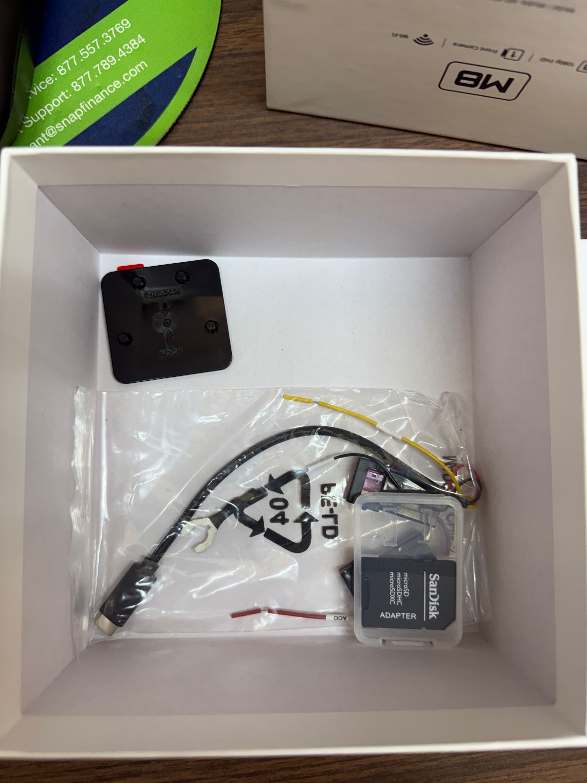 Momento MD-8000 M8 Front Full HD Dash Camera System with Wi-Fi Connectivity