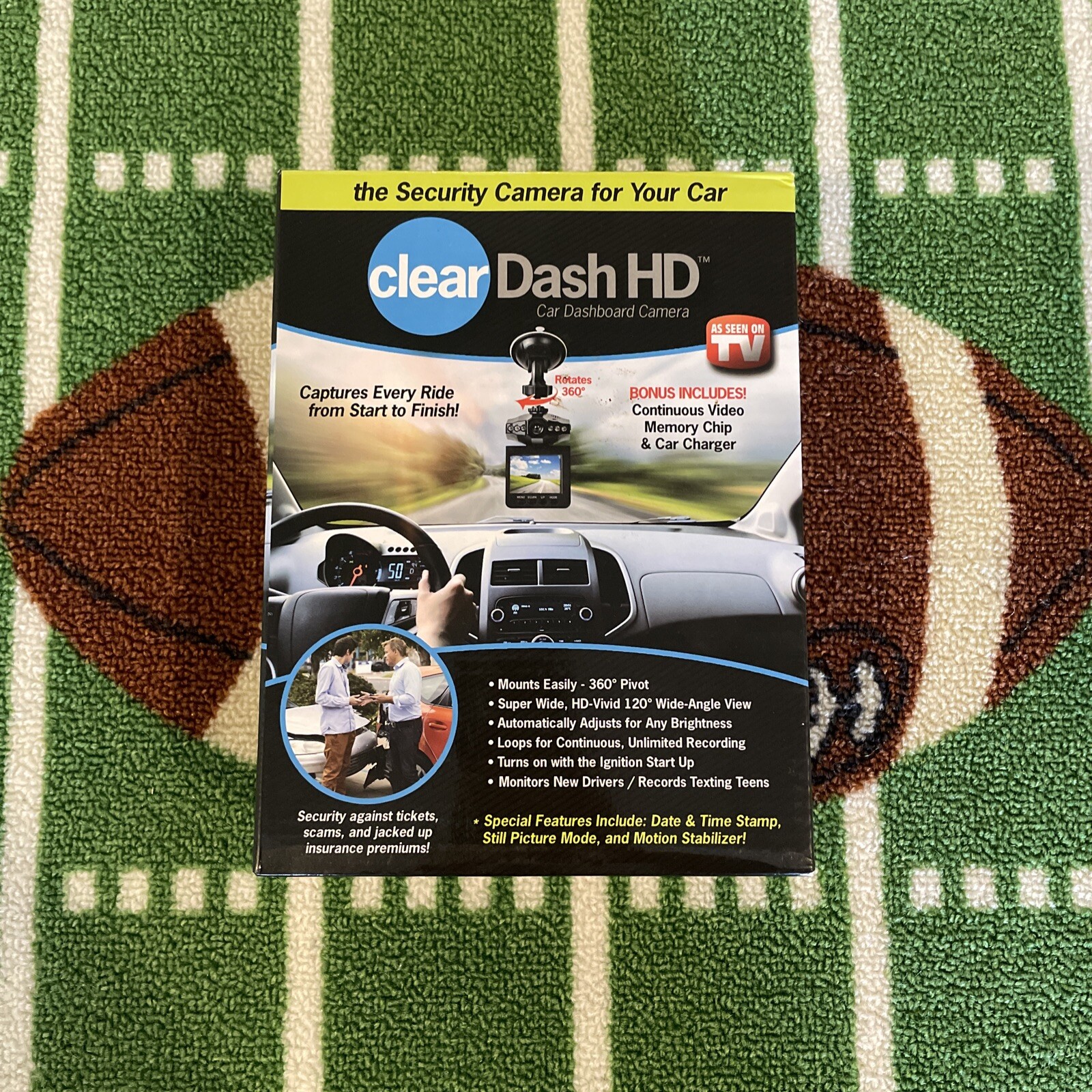 Clear Dash HD Car Dashboard Camera 32GB Memory Chip 2.5 Video Screen 360 Pivot