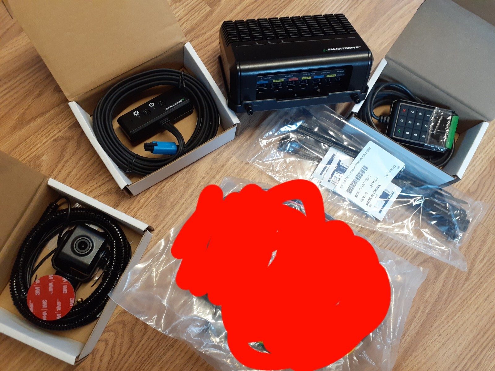 Omnitracs SmartDrive SmartRecorder4 Road Facing 128 GB SSD Camera System.