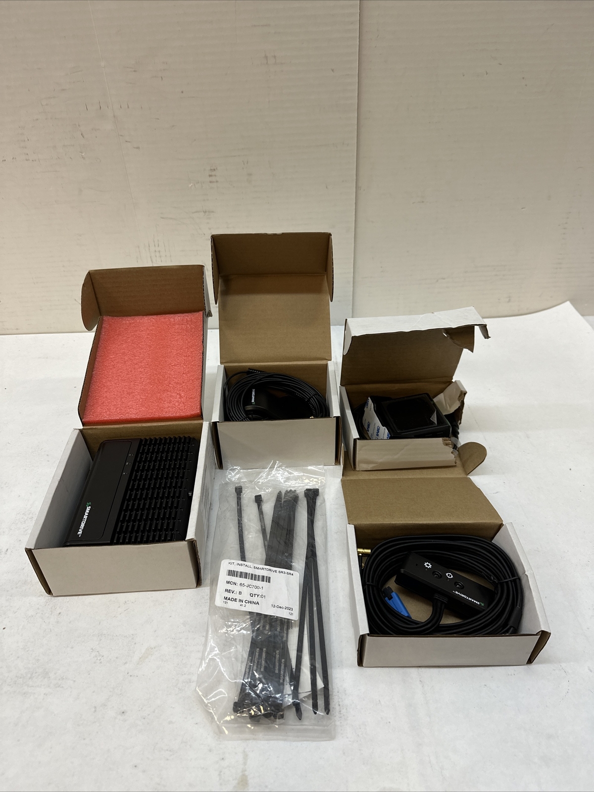 SmartDrive SmartRecorder Camera System SR4-0000-0051-01 With Everything In Photo