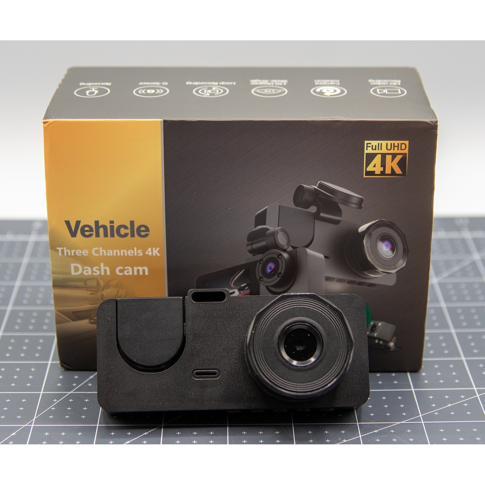 Vehicle Three Channels 4K Dash Cam Full UHD 170 Degree Wide Angle G-Sensor Black