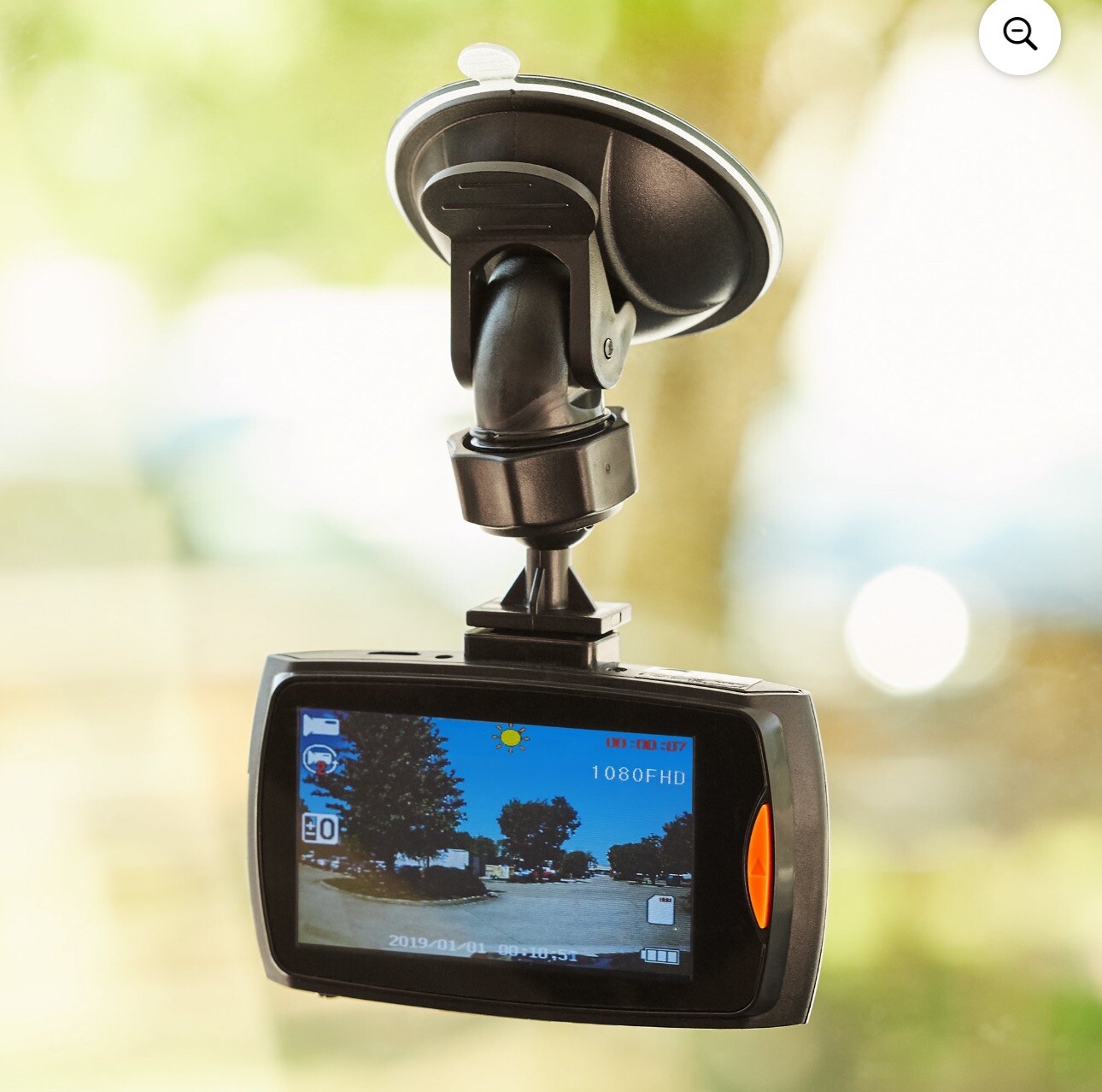 Blackweb Wide Angle HD Dash Cam 720p 30 FPS 12V Charger New In Open Box