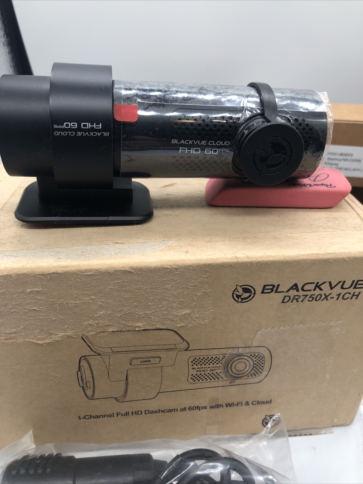 BlackVue DR750X-1CH Single-Lens 1080p/60fps GPS WiFi Dashcam w/32 GB Memory Card