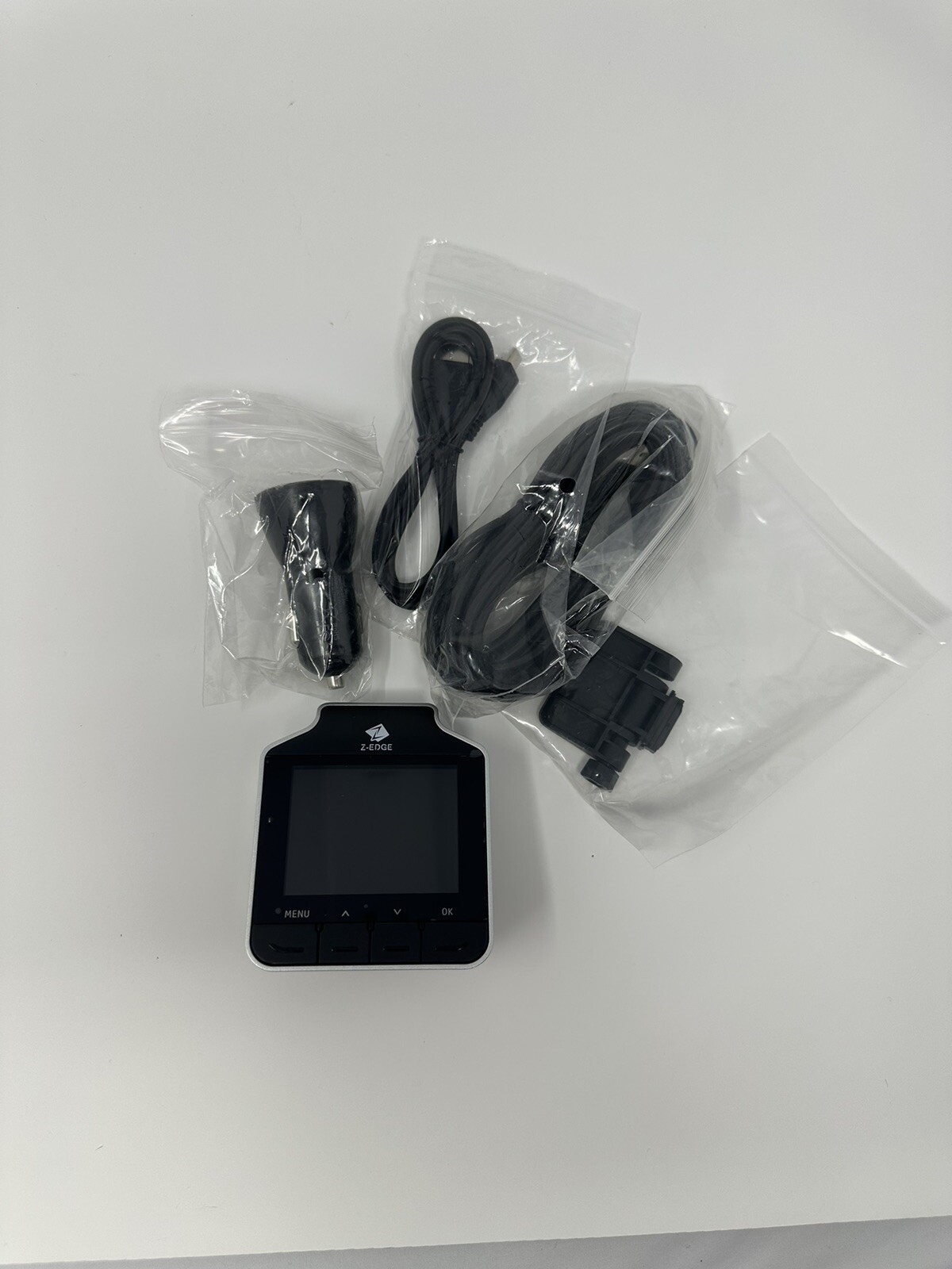 Z-EDGE F400G Car Dash Camera, 2.4” Screen, GPS, Loop Recording, WDR Camera