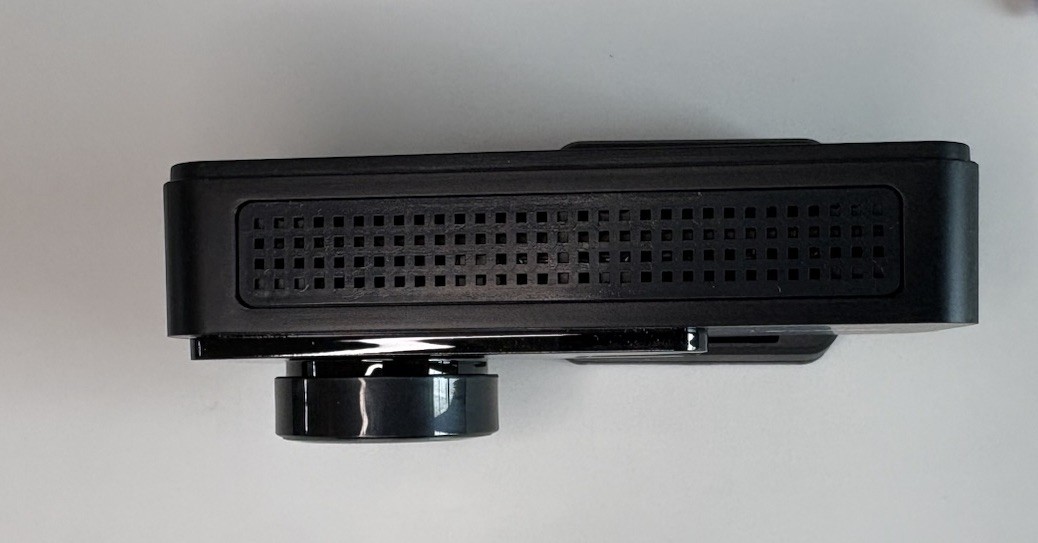 Rexing V1 Lite 2K Wi-Fi Dash Cam with USB-C Connection and 32GB microSD Card