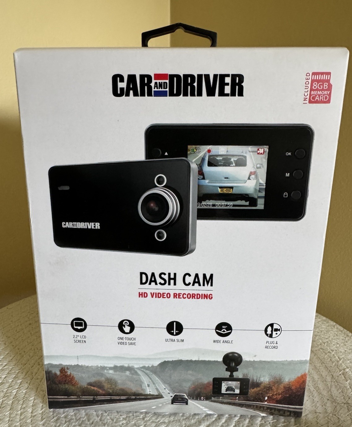Car and Driver Dash Cam HD 1080p w/ 8GB Memory Card CDC-560 New In Box