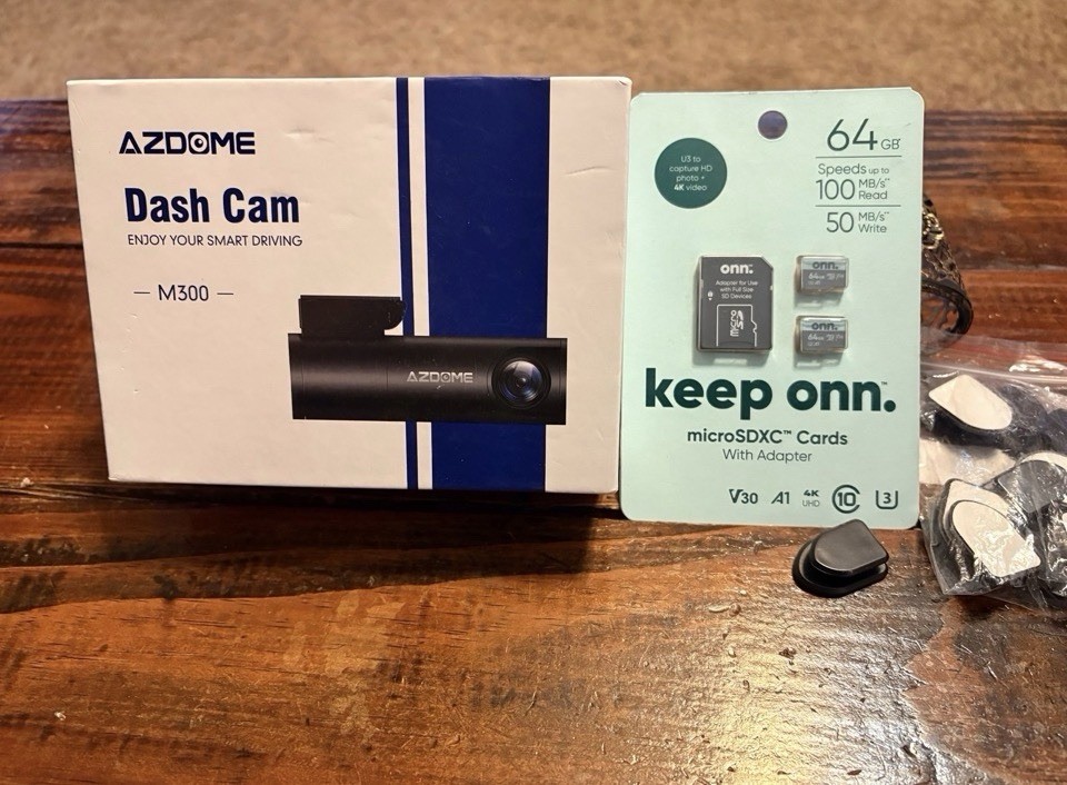 AZDOME M300S 4K+1080P Smart Voice Dual Dash Cam with GPS and WiFi – Black