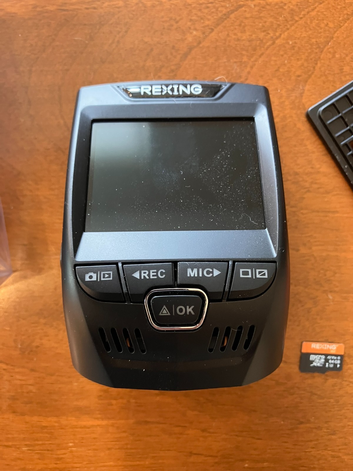 Rexing Front Facing Dash Cam, Collision Sensing, Hardwire Kit Included !