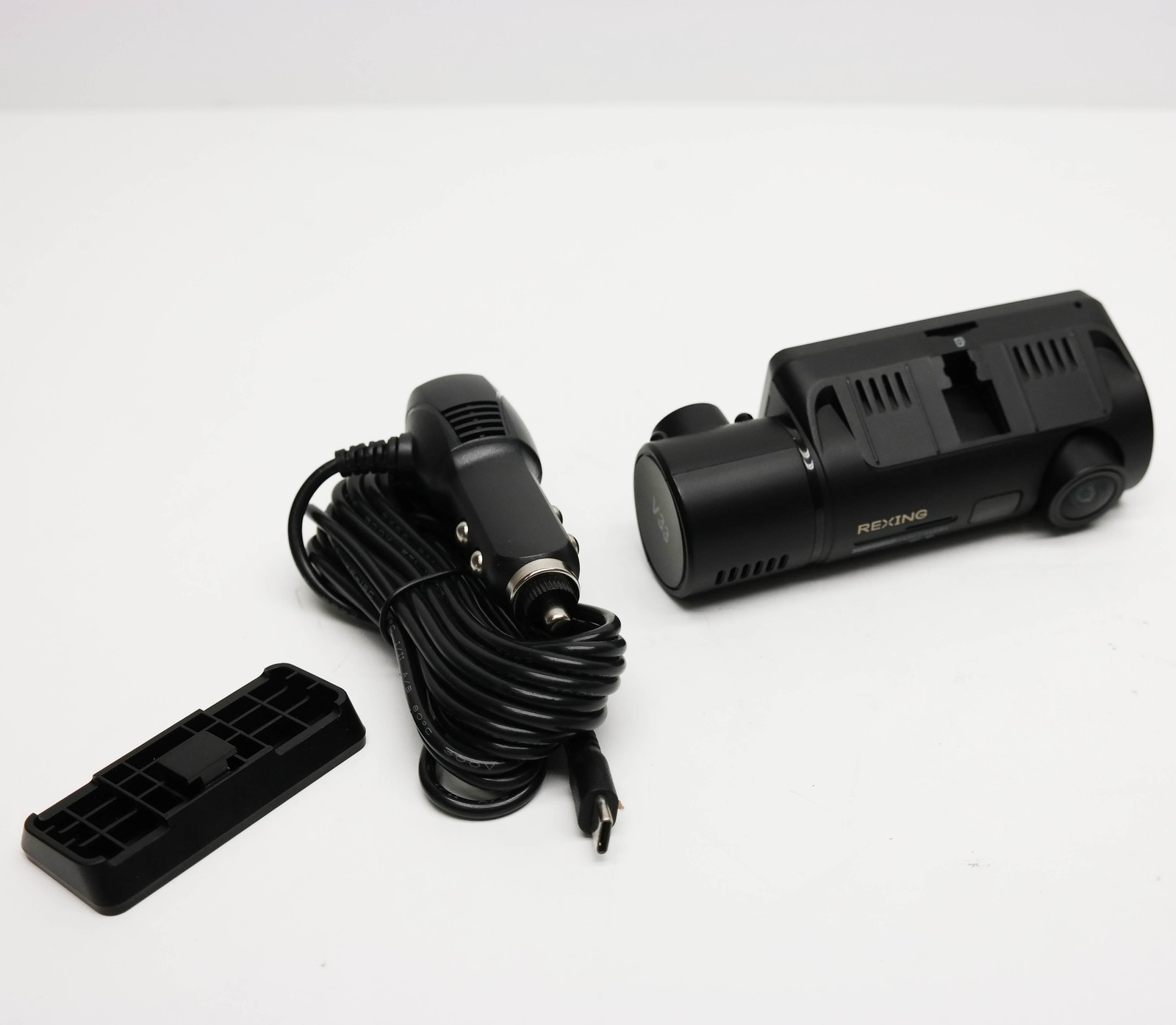 Rexing V33 3 Channel Dashcam BBY-V33 READ