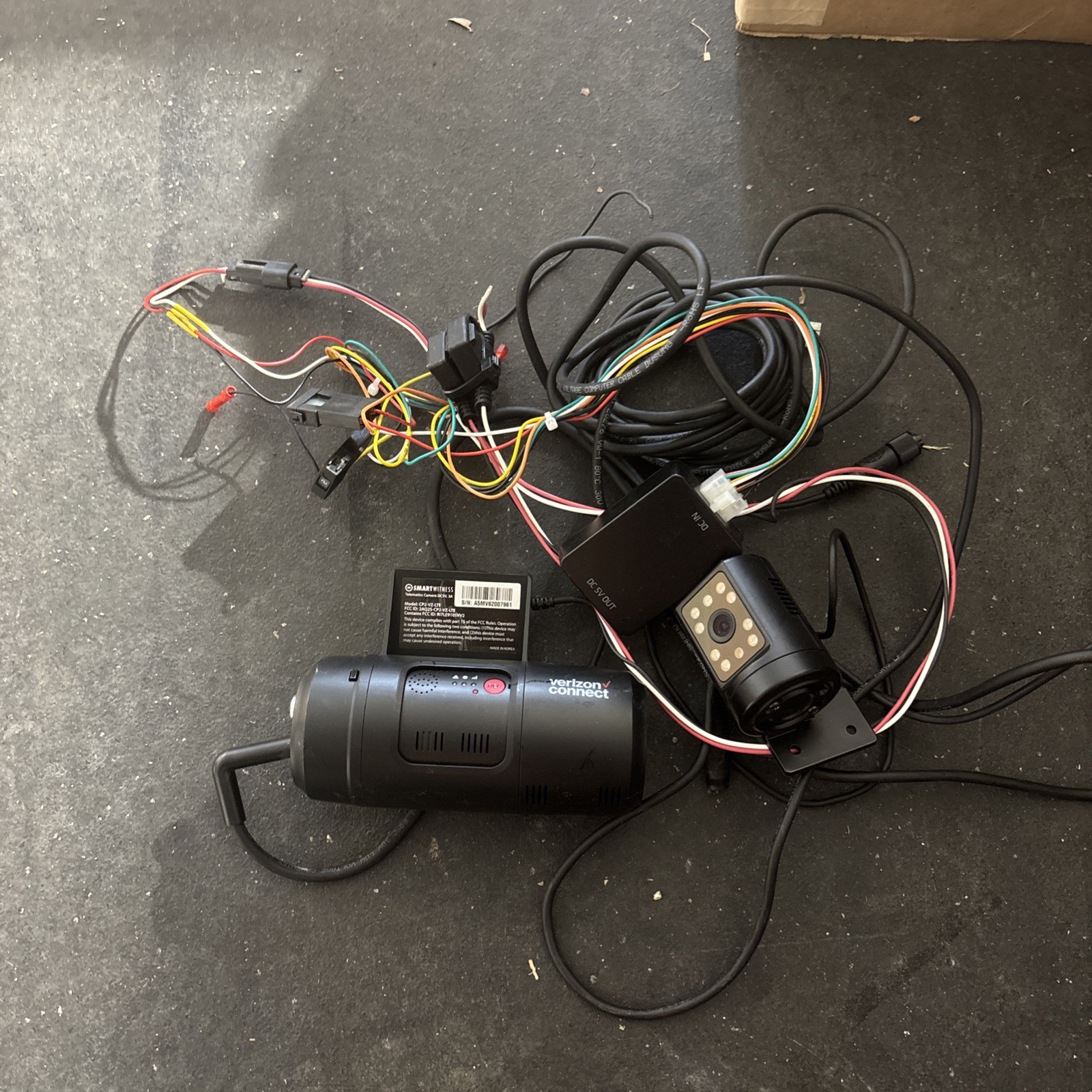 Smartwitness CP2-VZ-LTE Video Dash Cam 5 Used for Parts or Rewire