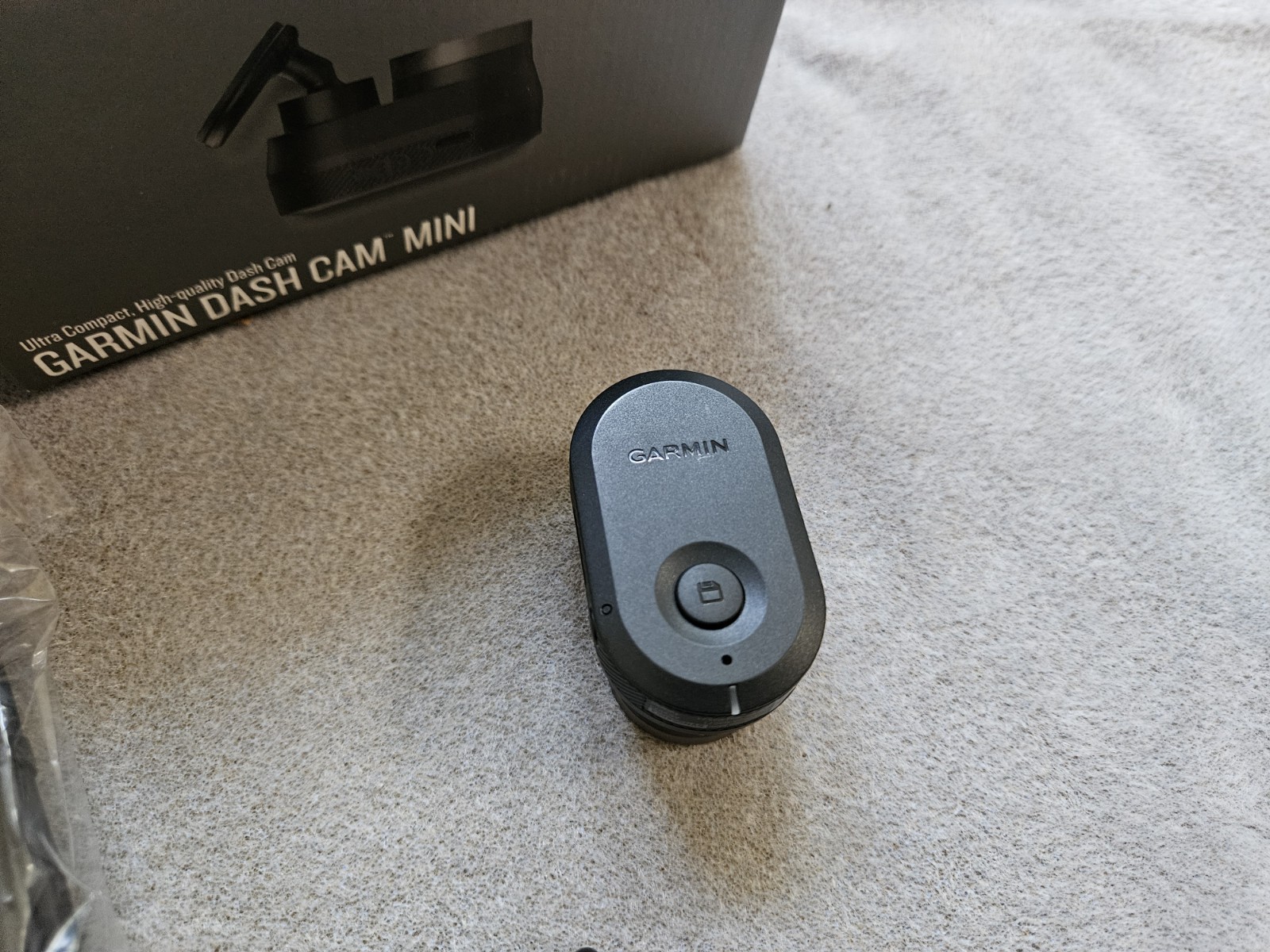 Garmin Dash Cam Mini 1 1st gen 010-02062-00 140-Deg Wide-Angle HD 1080p camera