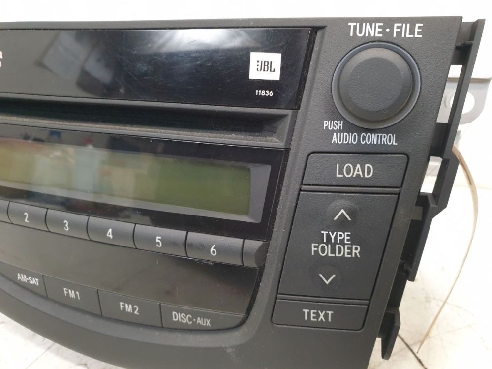 Radio/CD Changer Combination This Radio Requires A CODE, CODE Not Included