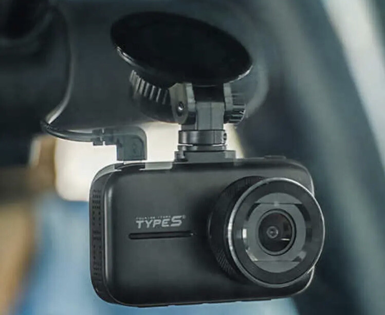 Type S Ultra HD 4K Dash Cam w APP Controlled w GPS Recording New Driving Touring