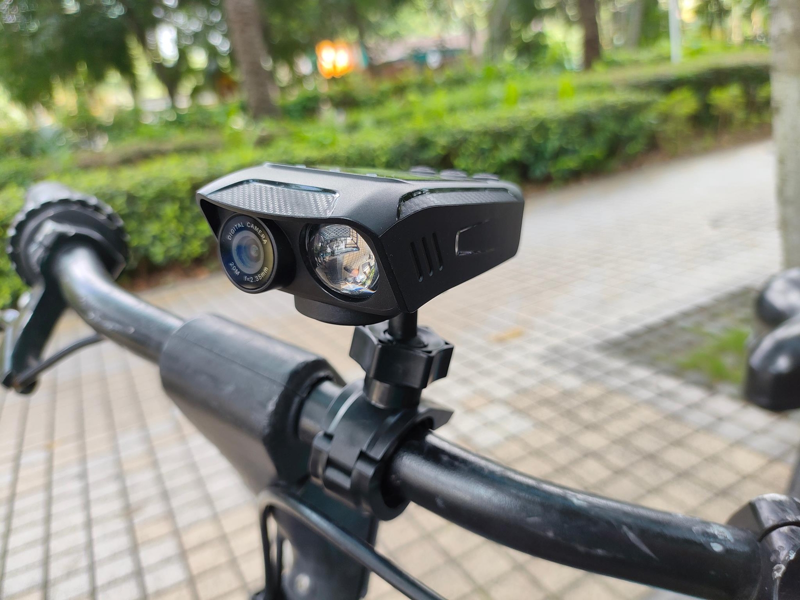BT03Pro 4K Bicycle Camera with Built in Light and WiFi