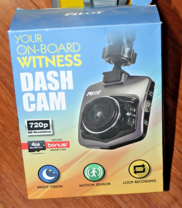 Pilot Dash CAM Camera 4GB Charger & Mount 720p HD Night Vision