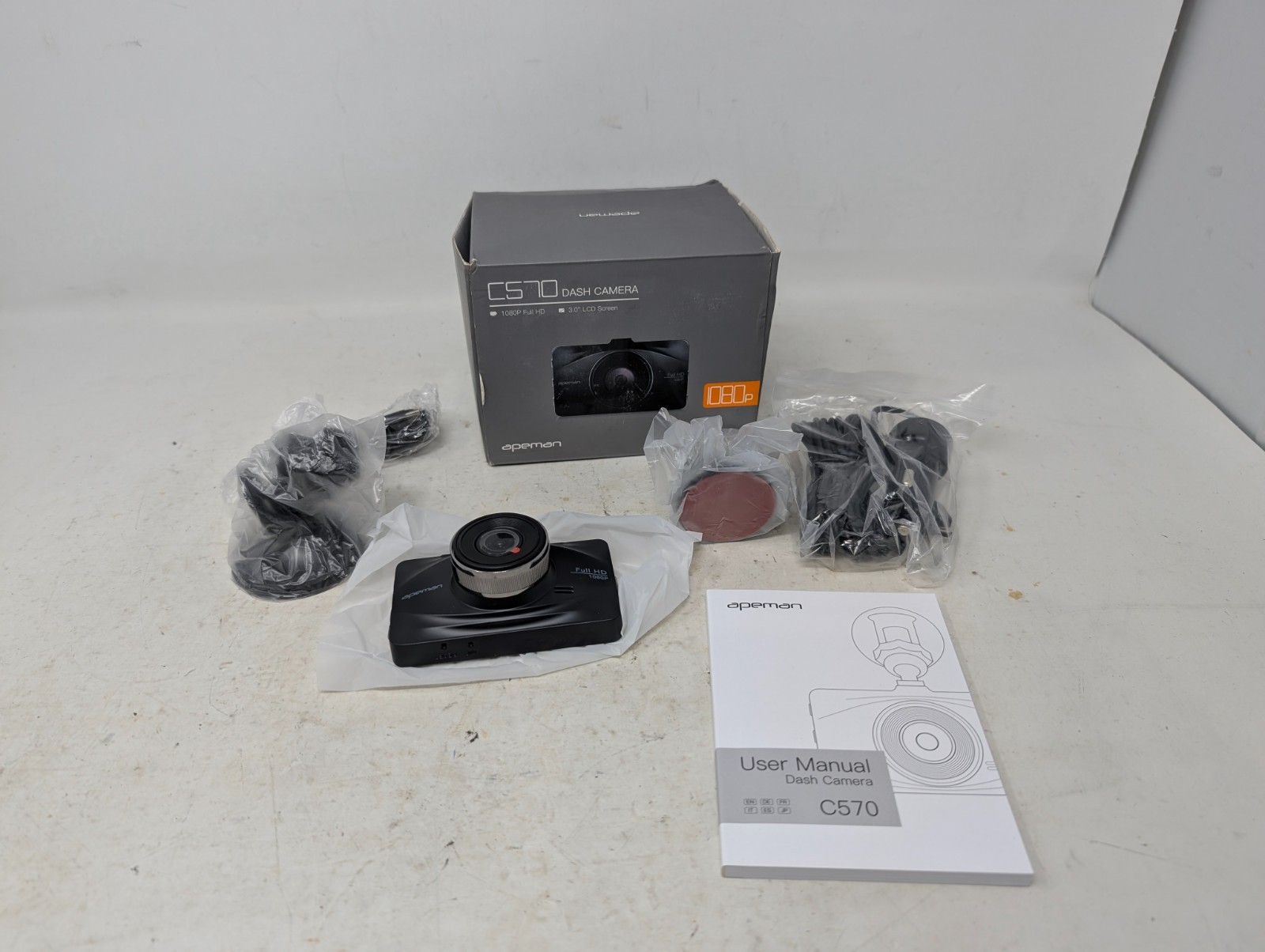 Apeman C570 Dash Cam 1080p Full HD Car Camera with Box & Accessories (231)