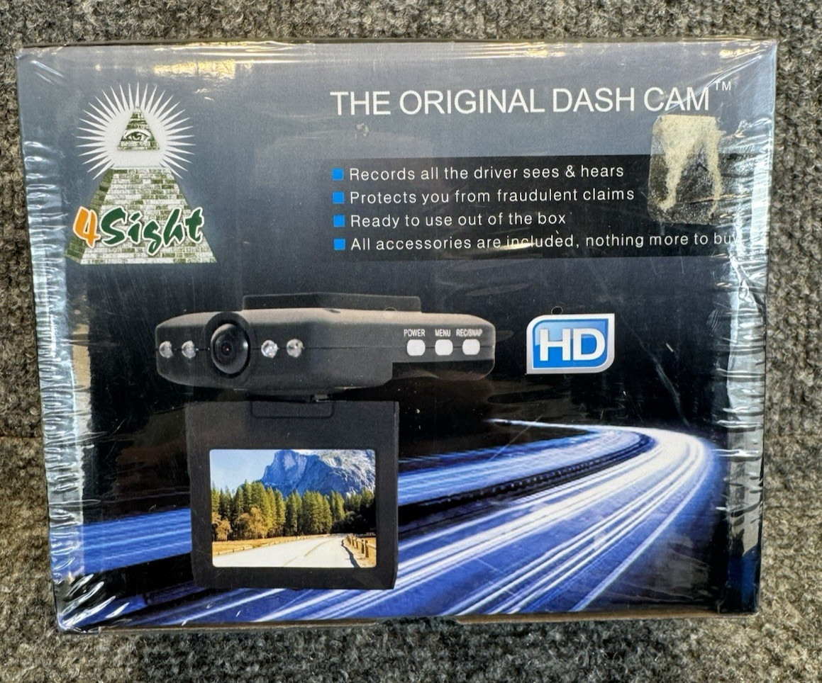 4Sight Original Dash Cam HD DVR Car Camera 4SK98 New Sealed w/ 2GB Memory Card