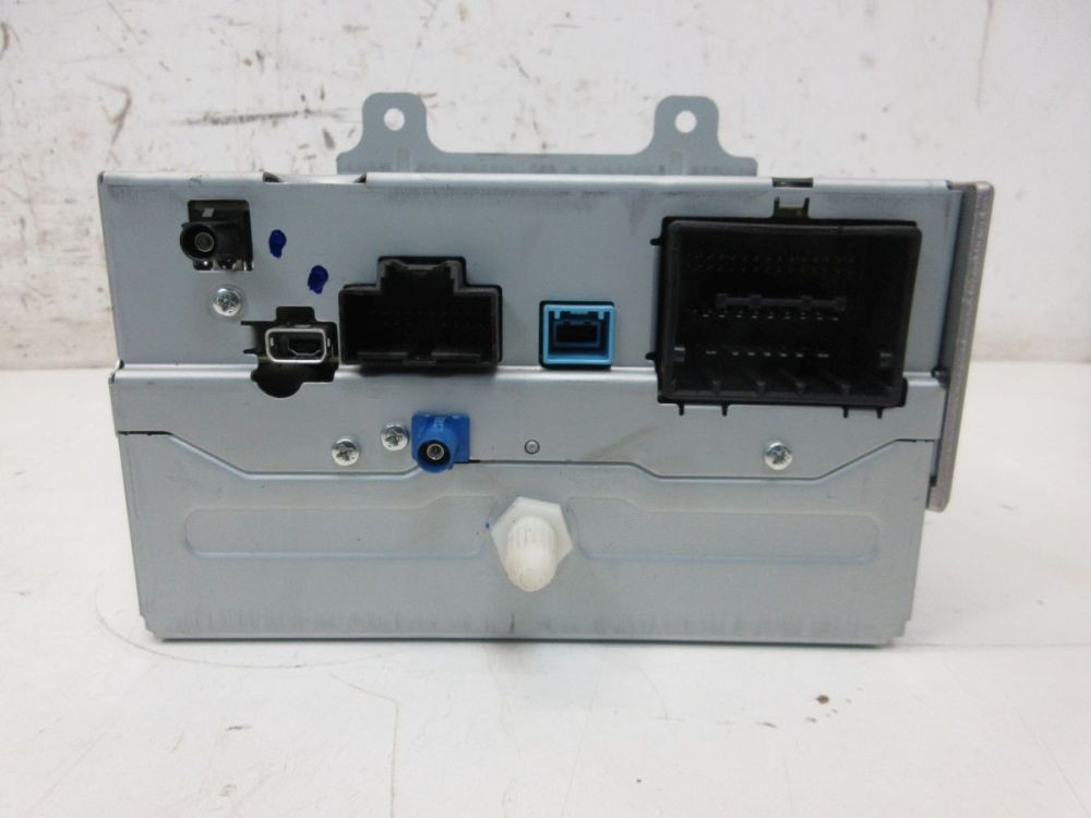 Radio/Navigation System Combination Multimedia Not Married *CODE Not
