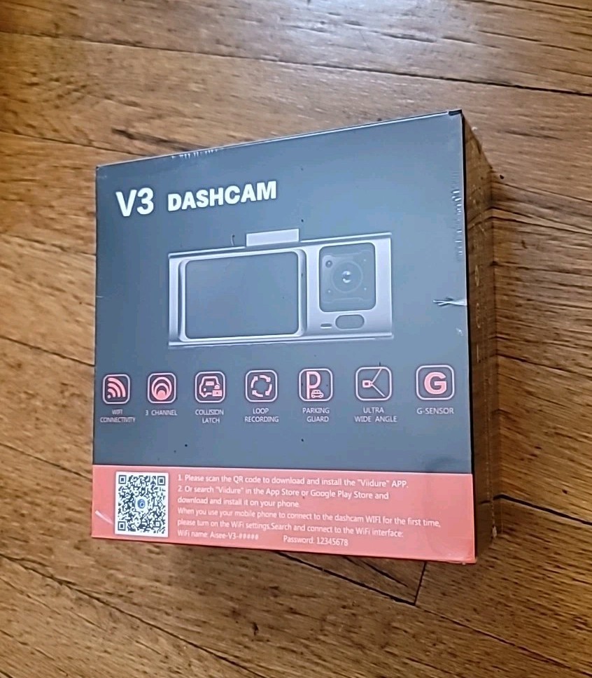 WiFi Dash Cam Front/Rear/Inside 2.5K+1080P + 64GB SD Card 3-Channel. NEW!