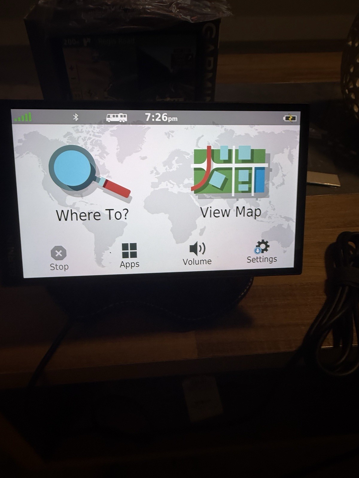 Garmin RV 780 Navigator 6.95″ Color Screen w/ Mount & Vehicle Charger