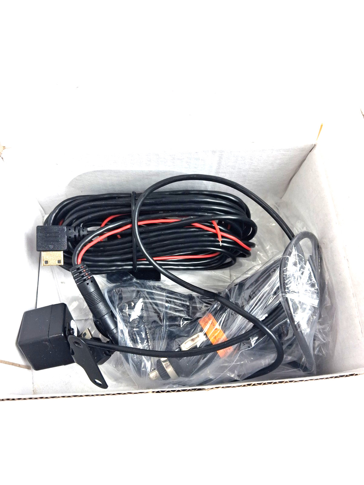 Wehicle Black DVR T722 Front and Rear Inside Dash Cam with Monitor & 32GB Card
