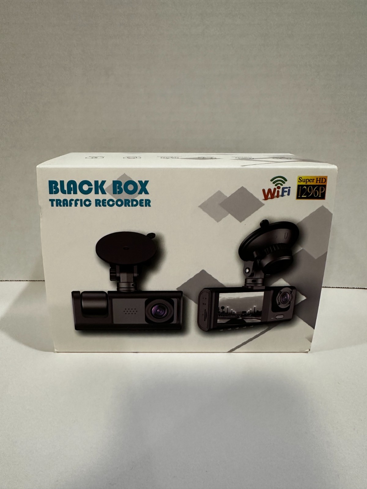 Black box traffic recorder/dash cam W/Wi-Fi super HD 1296P Brand New