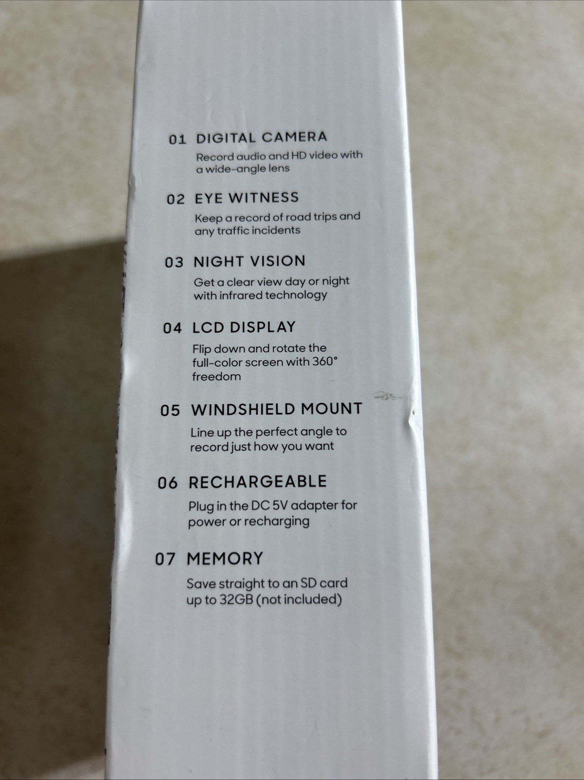 SHARPER IMAGE 720P Dashboard Camera Monitor 270 Deg Pivoting 2.4″ LCD Screen F39