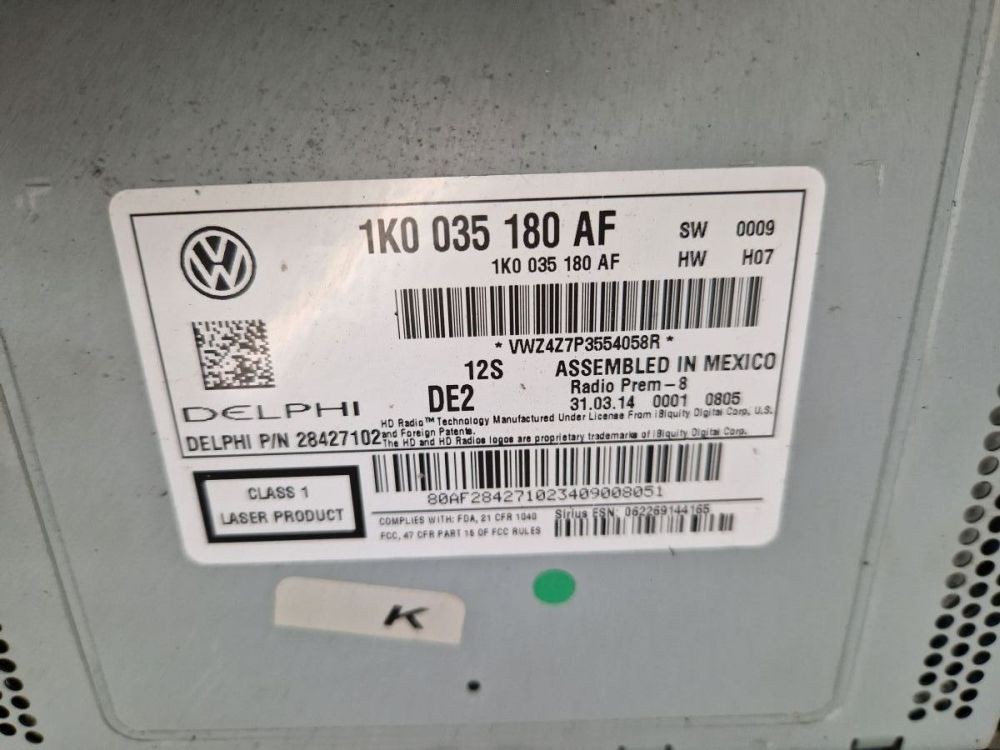 VW JETTA VI 1.8 TSI CPRA Radio Navigation Multimedia AM/FM Pair