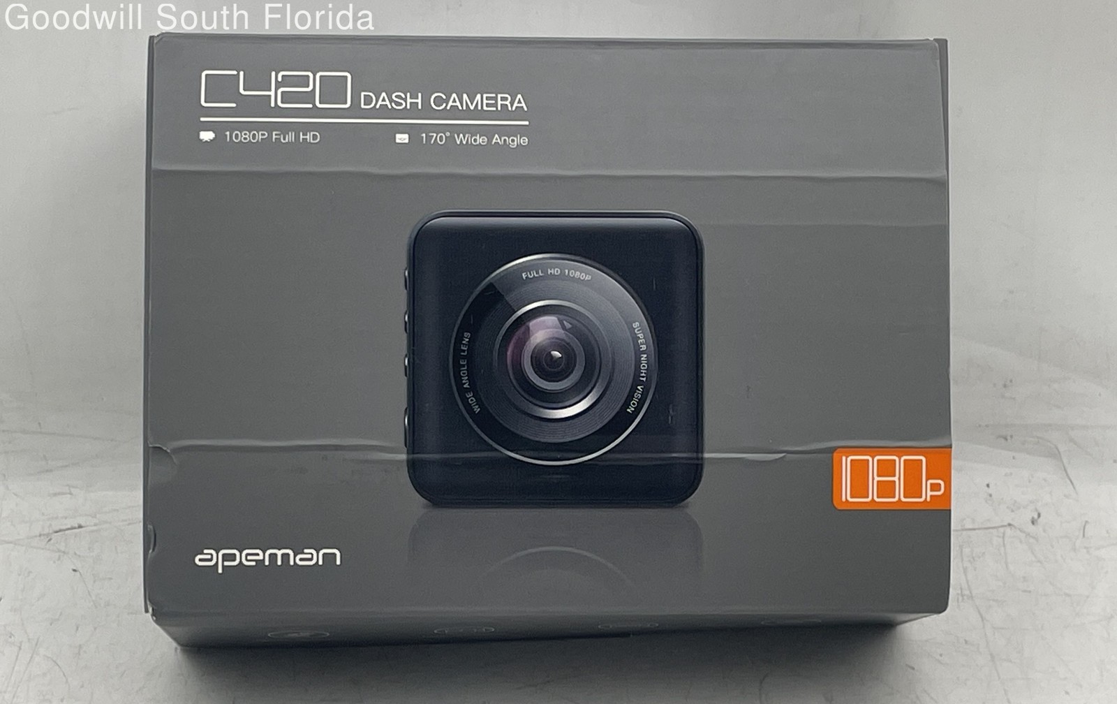 Apeman C420 Black 1080P Full HD Mini Car Dashcam With Accessories Not Tested