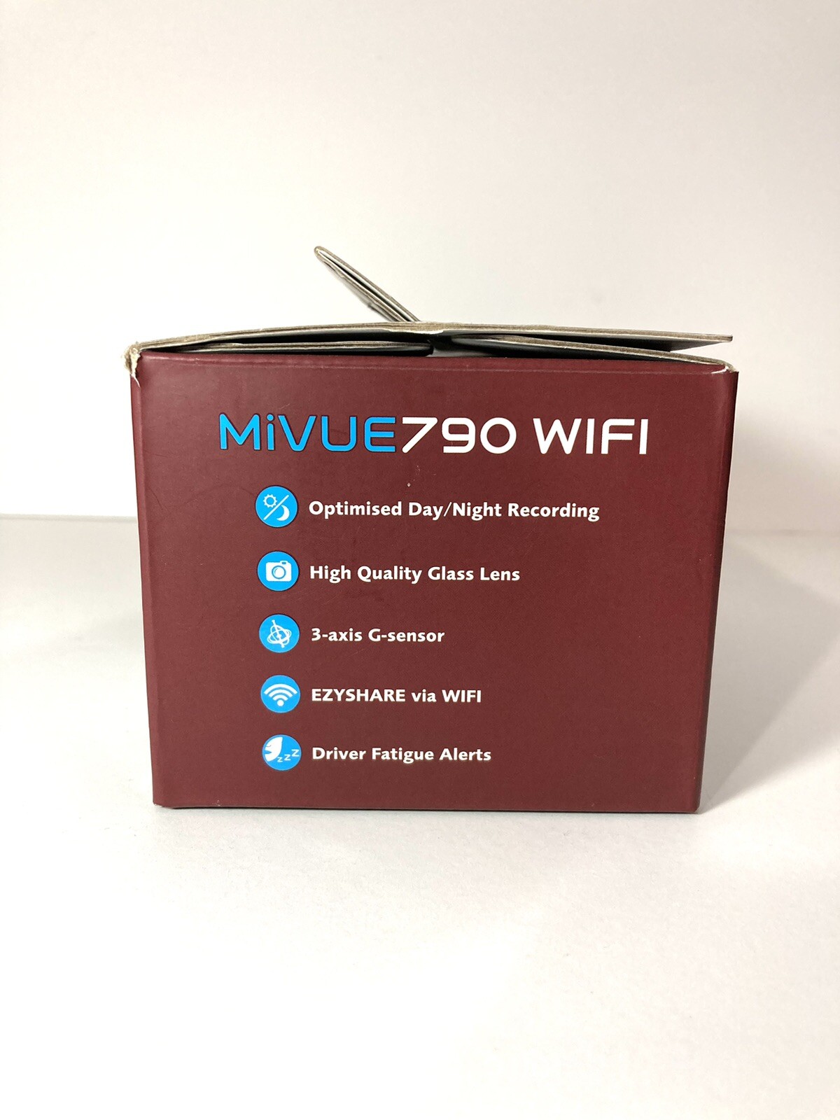 Navman Mivue 790 WIFI Vehicle Dash Camera. New. Open Box.